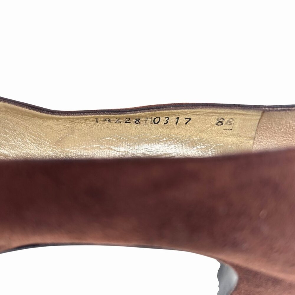 VINTAGE BRUNO MAGLI 80'S BROWN SUEDE PUMPS w GOLD METAL DETAIL ITALIAN 8 (7) - Picture 12 of 12